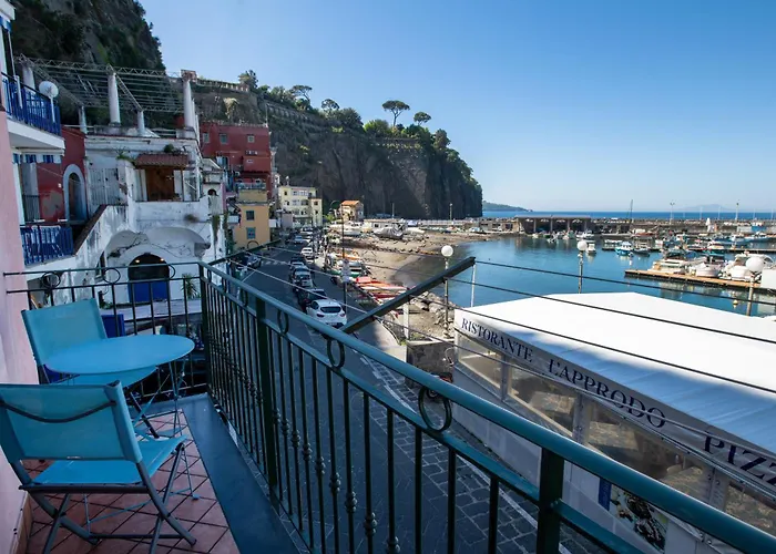 Casa Mariarosa - Seaside Apartment With Balcony